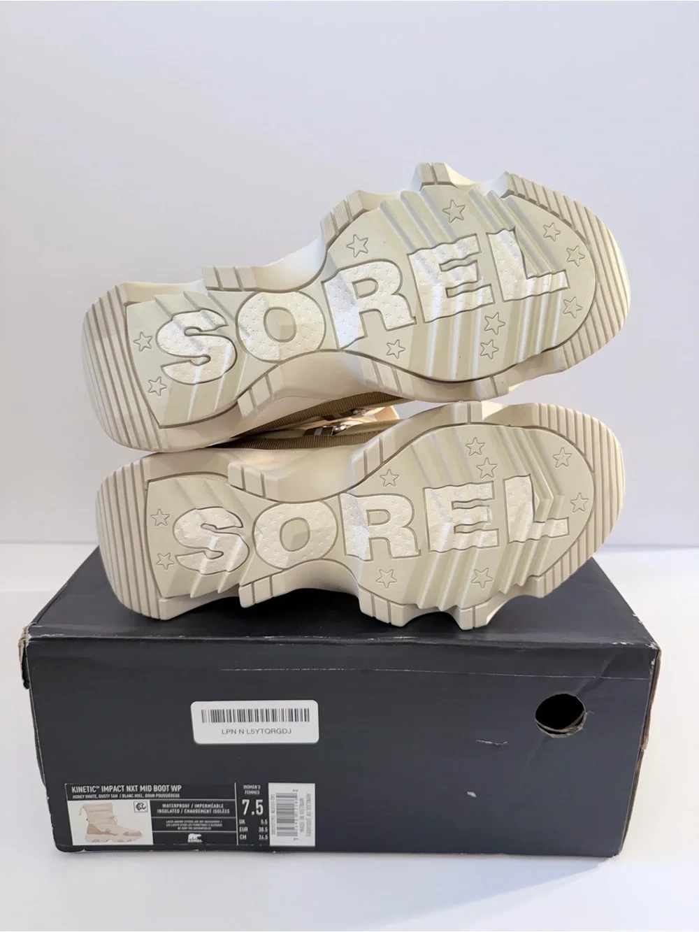 SOREL Women's Kinetic Impact NXT Waterproof Mid Boot Brand New Sz 7.5